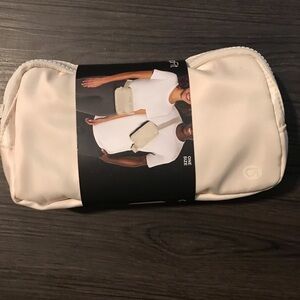 Gap unisex Cream Belt Bag